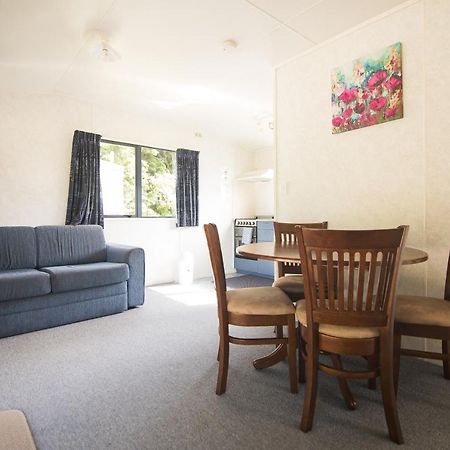 Stratford Motel & Holiday Park Bagian luar foto