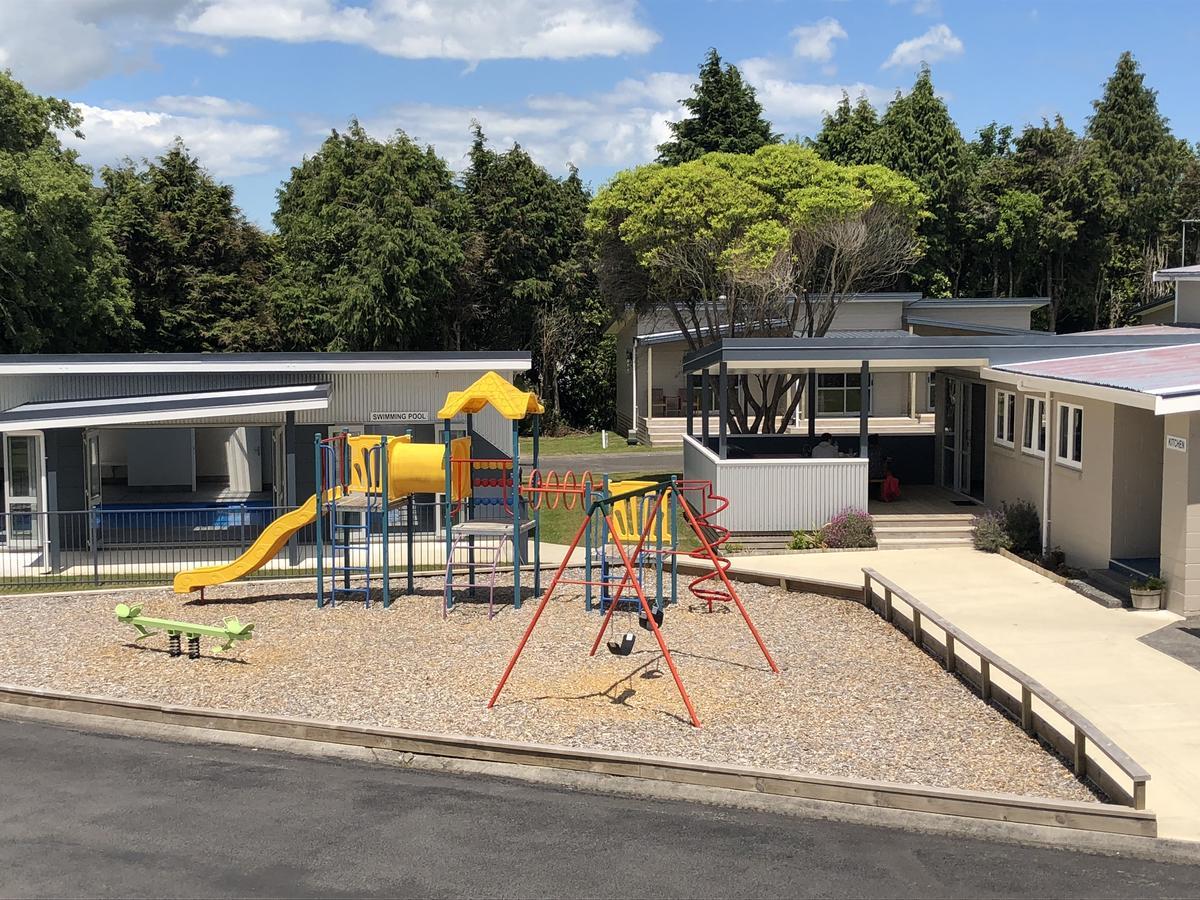 Stratford Motel & Holiday Park Bagian luar foto