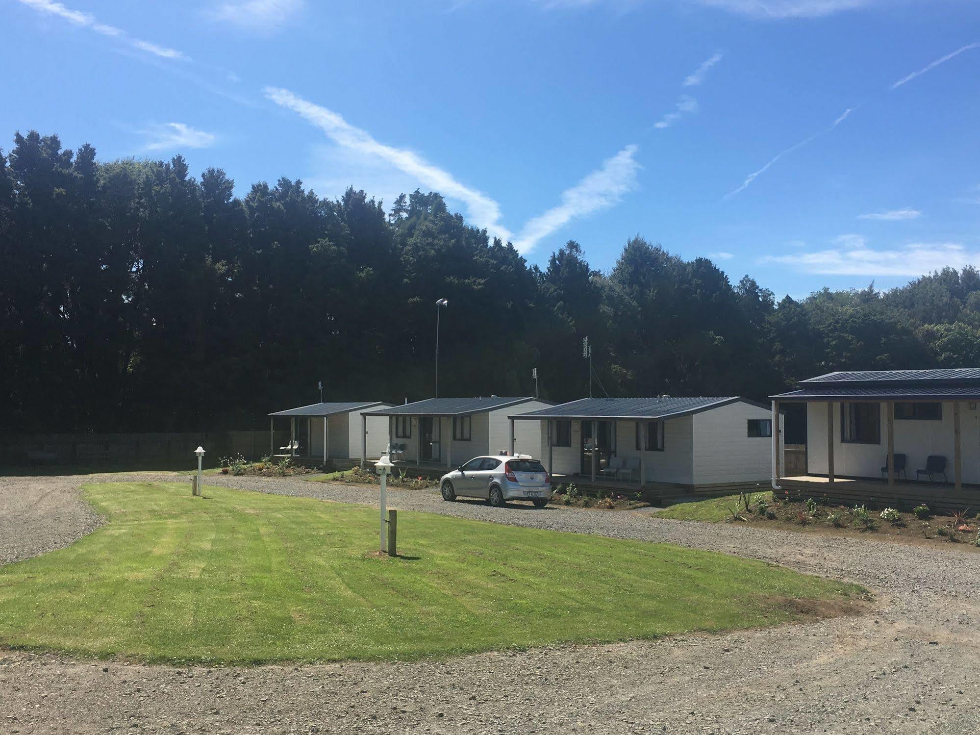 Stratford Motel & Holiday Park Bagian luar foto