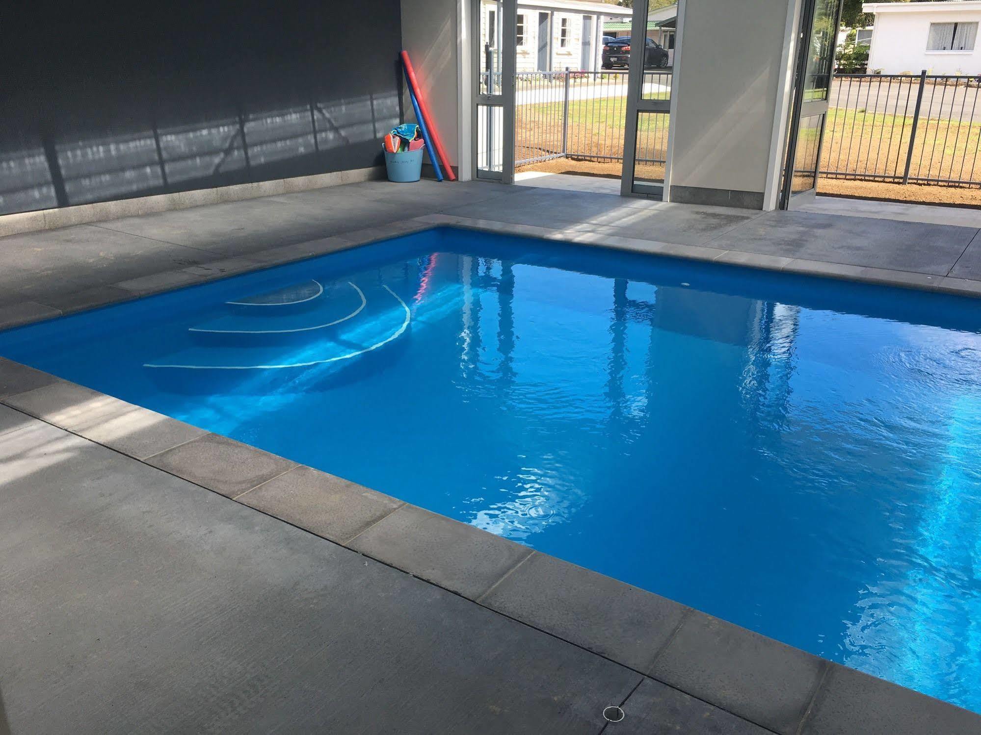 Stratford Motel & Holiday Park Bagian luar foto