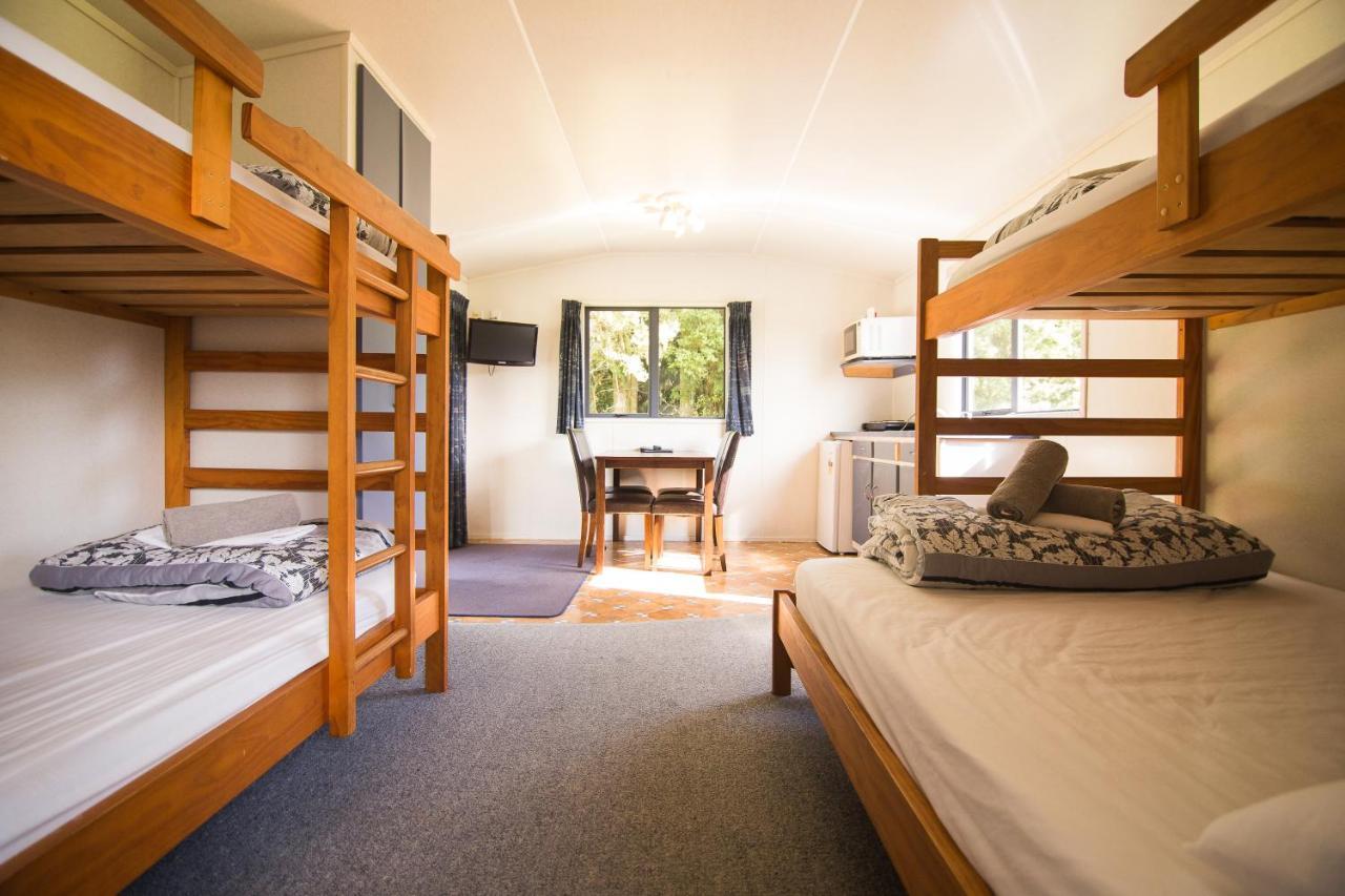 Stratford Motel & Holiday Park Bagian luar foto